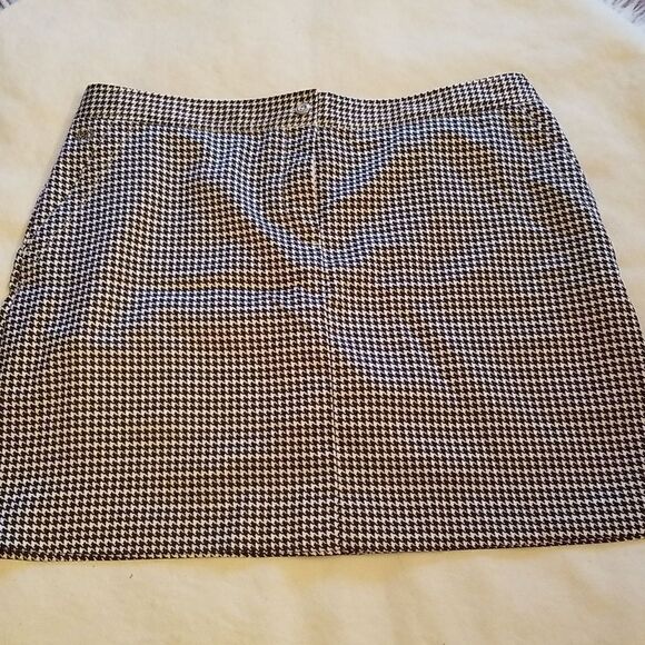 Izod golf stretch skorts size 12 houndstooth - Picture 1 of 14